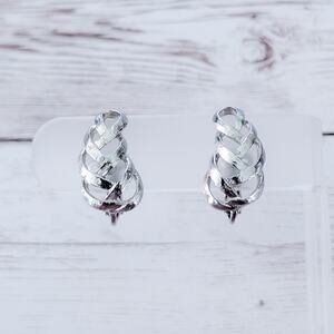 Vintage Avon Clip On Earrings Stylish Silver Tone Classy
